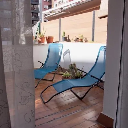 Comode Al Bell Mig De Apartman Girona
