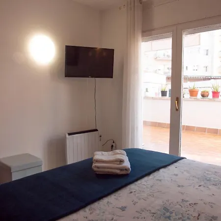 Comode Al Bell Mig De Apartament Girona